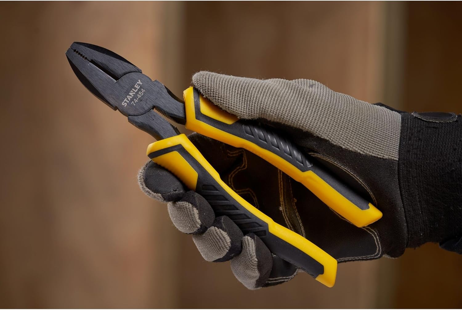 Stanley STA074454 Combination Pliers